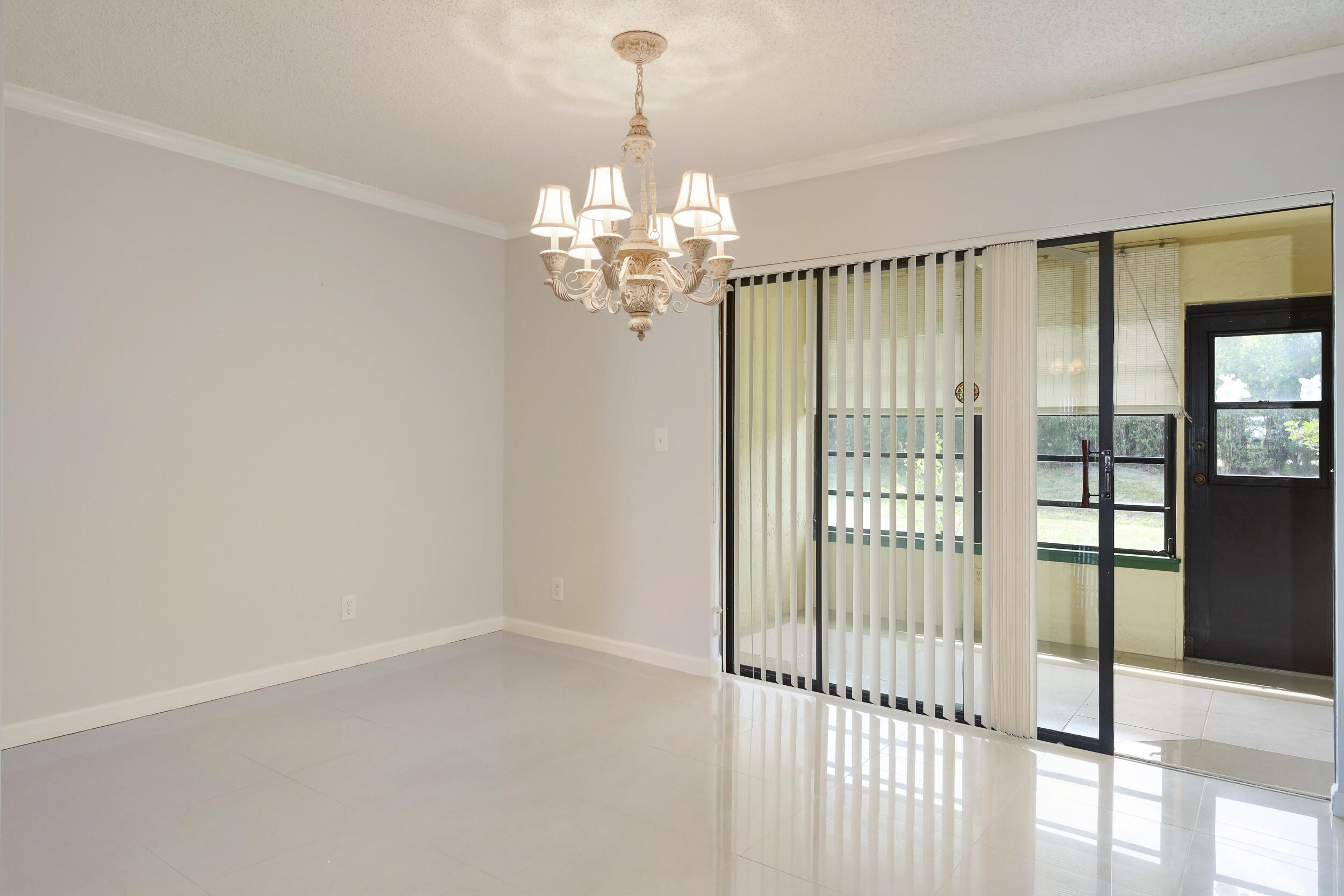4964 Eaglewood Road, Unit A Boynton Beach, FL 33436 - Photo 6 of 27 4964 Eaglewood A (6)
