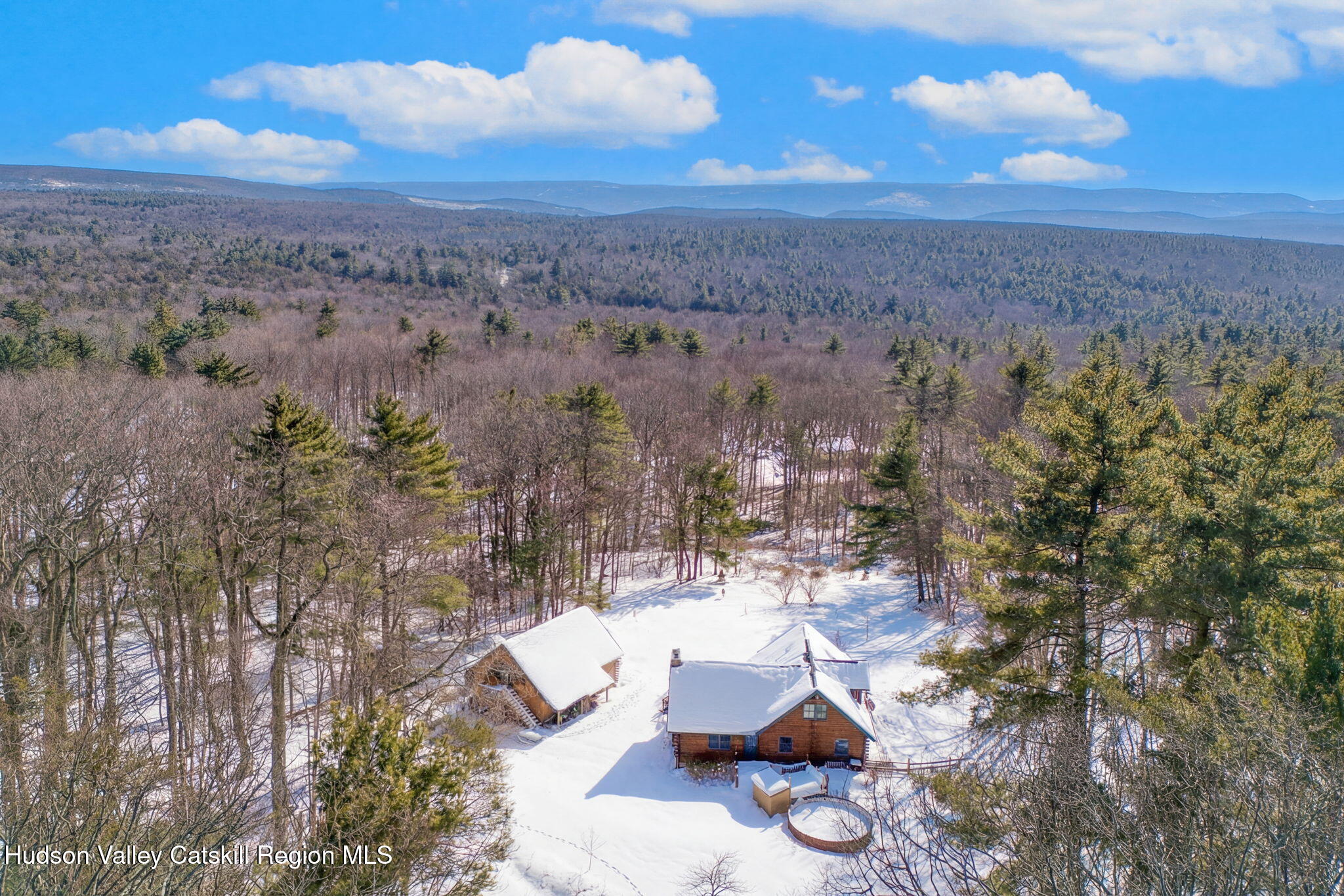 189 Yeagerville Road Napanoch, NY 12458 - Photo 5 of 38 a view of a city