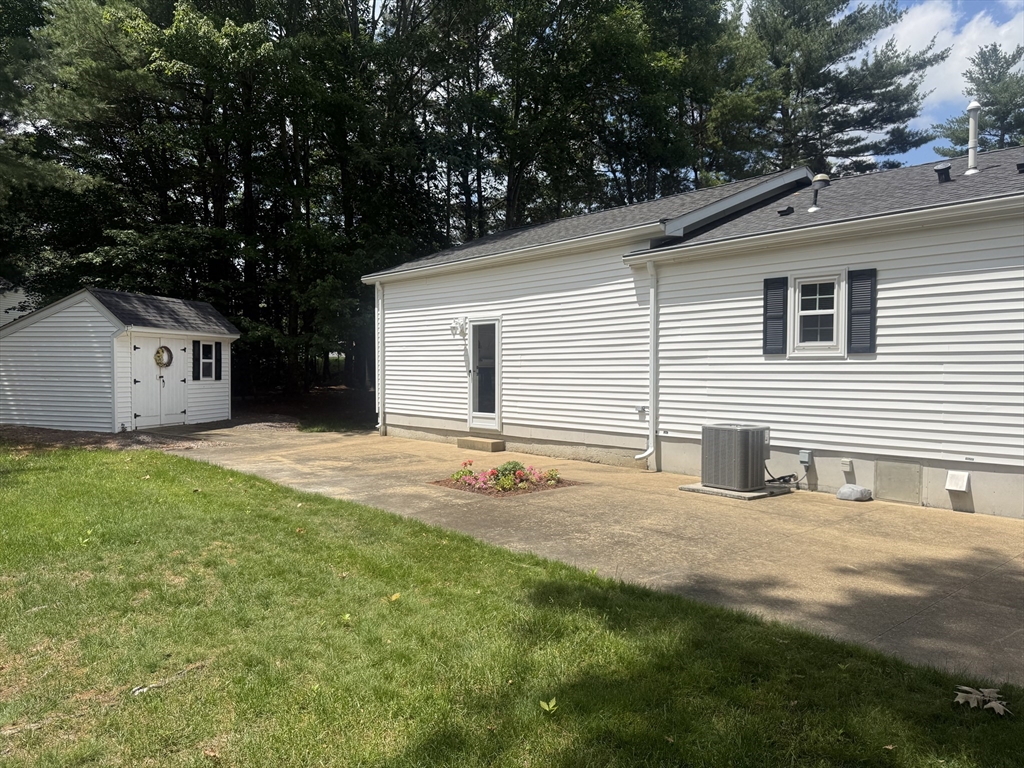 303 Blueberry Circle Middleboro, MA 02346 - Photo 27 of 36