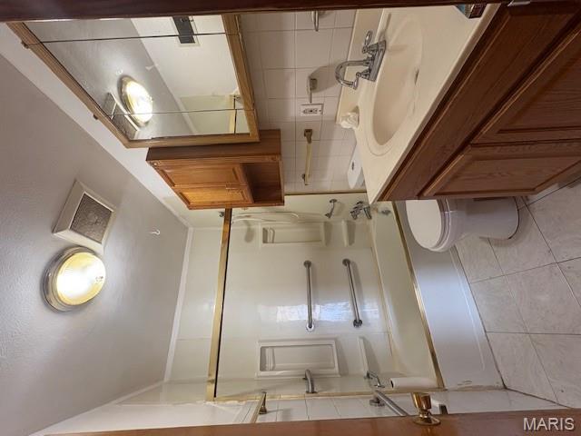 9299 Lucas And Hunt Road St. Louis, MO 63136 - Photo 12 of 31