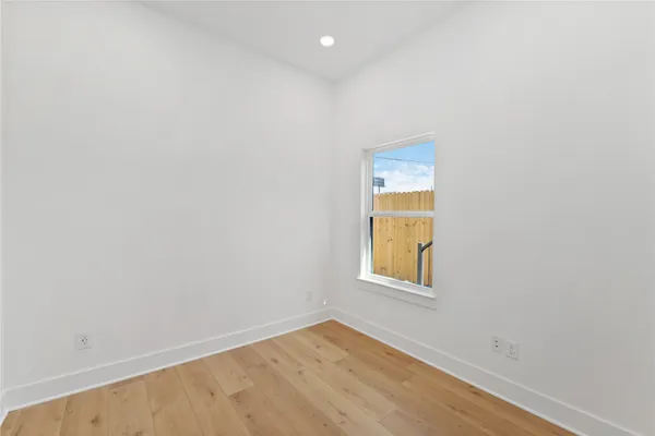 $550,000 | 508 Dell Court, Houston, TX 77009
