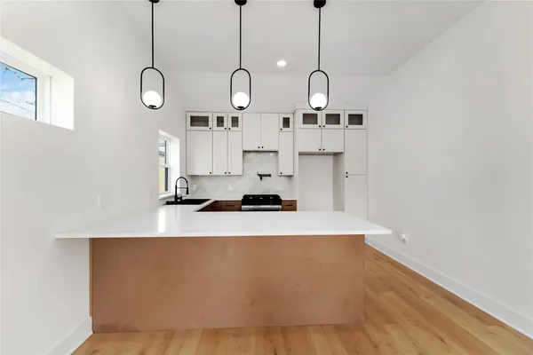 $550,000 | 508 Dell Court, Houston, TX 77009