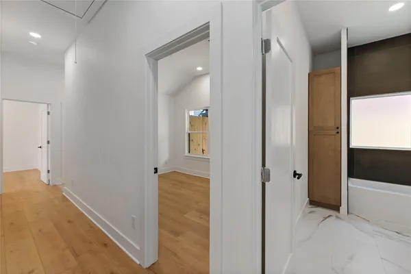 $550,000 | 508 Dell Court, Houston, TX 77009