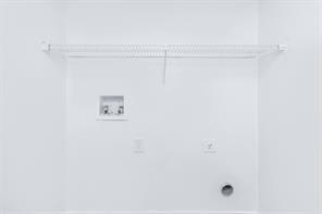 1826 Esters Road, Unit 3024 Irving, TX 75061 - Photo 30 of 30 a bathroom with a shower