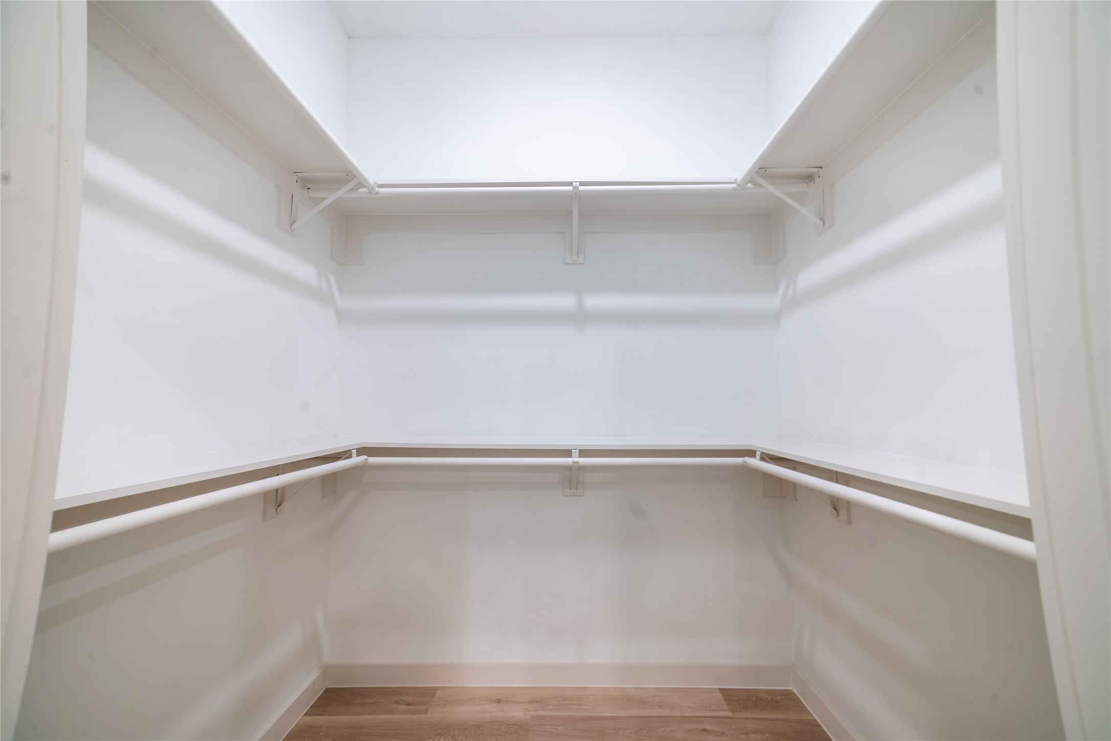 331 Delaware Street Houston, TX 77029 - Photo 11 of 12 a view of an empty room