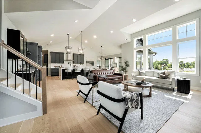 $1,169,000 | 2284 Knapp Blf Court, Ada, MI 49301