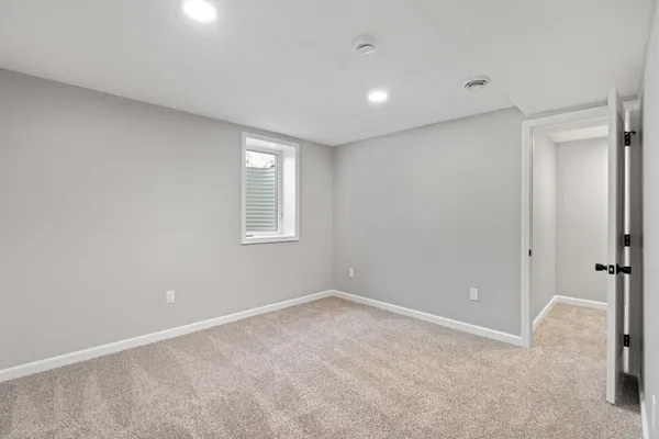 $224,900 | 801 11th Avenue Southeast, Austin, MN 55912
