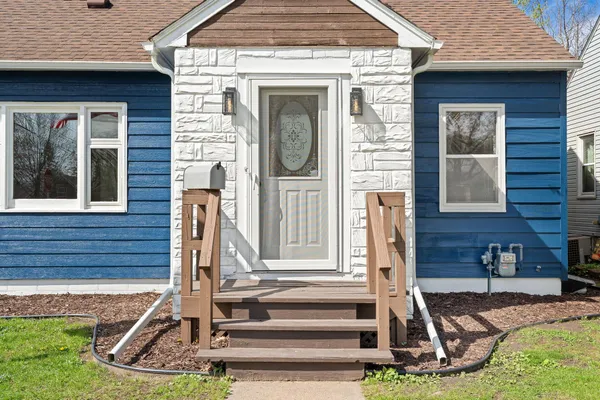 $224,900 | 801 11th Avenue Southeast, Austin, MN 55912