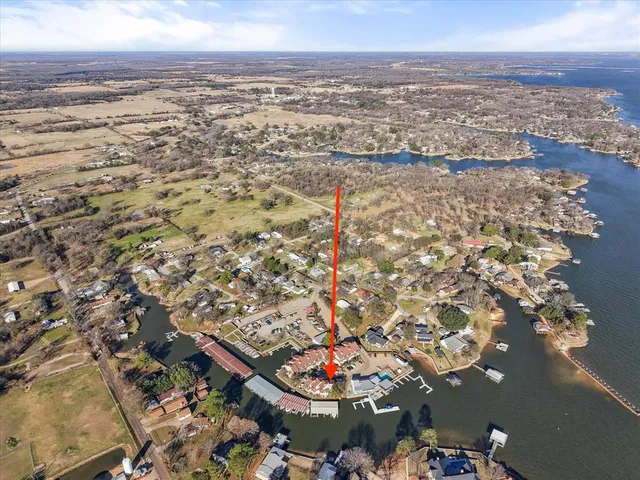 $215,000 | 1933 Island Circle, Unit A201, Tool, TX 75143