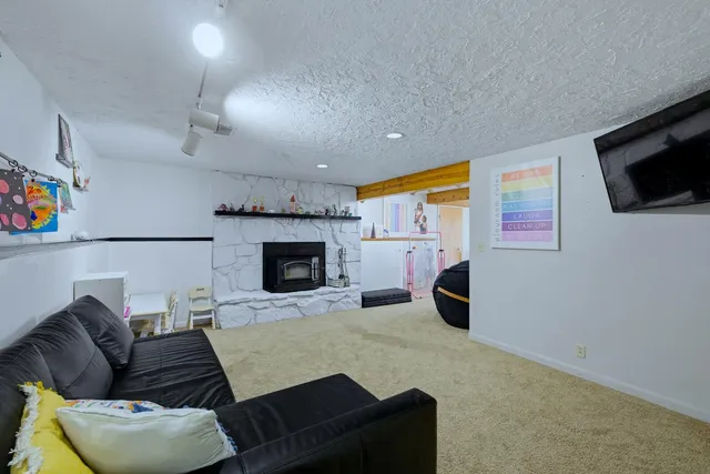 $500,000 | 3480 East 18th Street, Casper, WY 82609