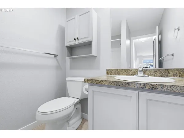 $235,000 | 2501 East 2nd Street, Unit 6, Newberg, OR 97132