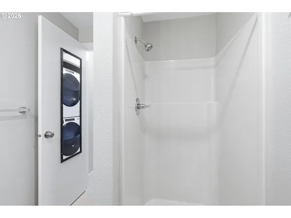 $235,000 | 2501 East 2nd Street, Unit 6, Newberg, OR 97132