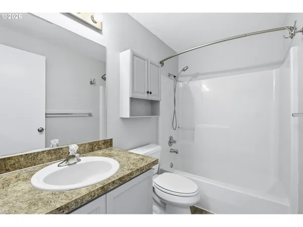 $235,000 | 2501 East 2nd Street, Unit 6, Newberg, OR 97132