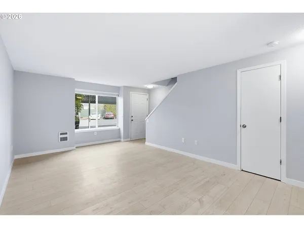 $235,000 | 2501 East 2nd Street, Unit 6, Newberg, OR 97132