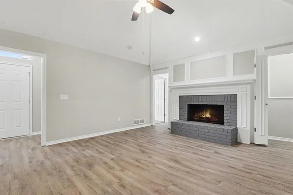 $379,999 | 3233 David Drive, Hurst, TX 76054