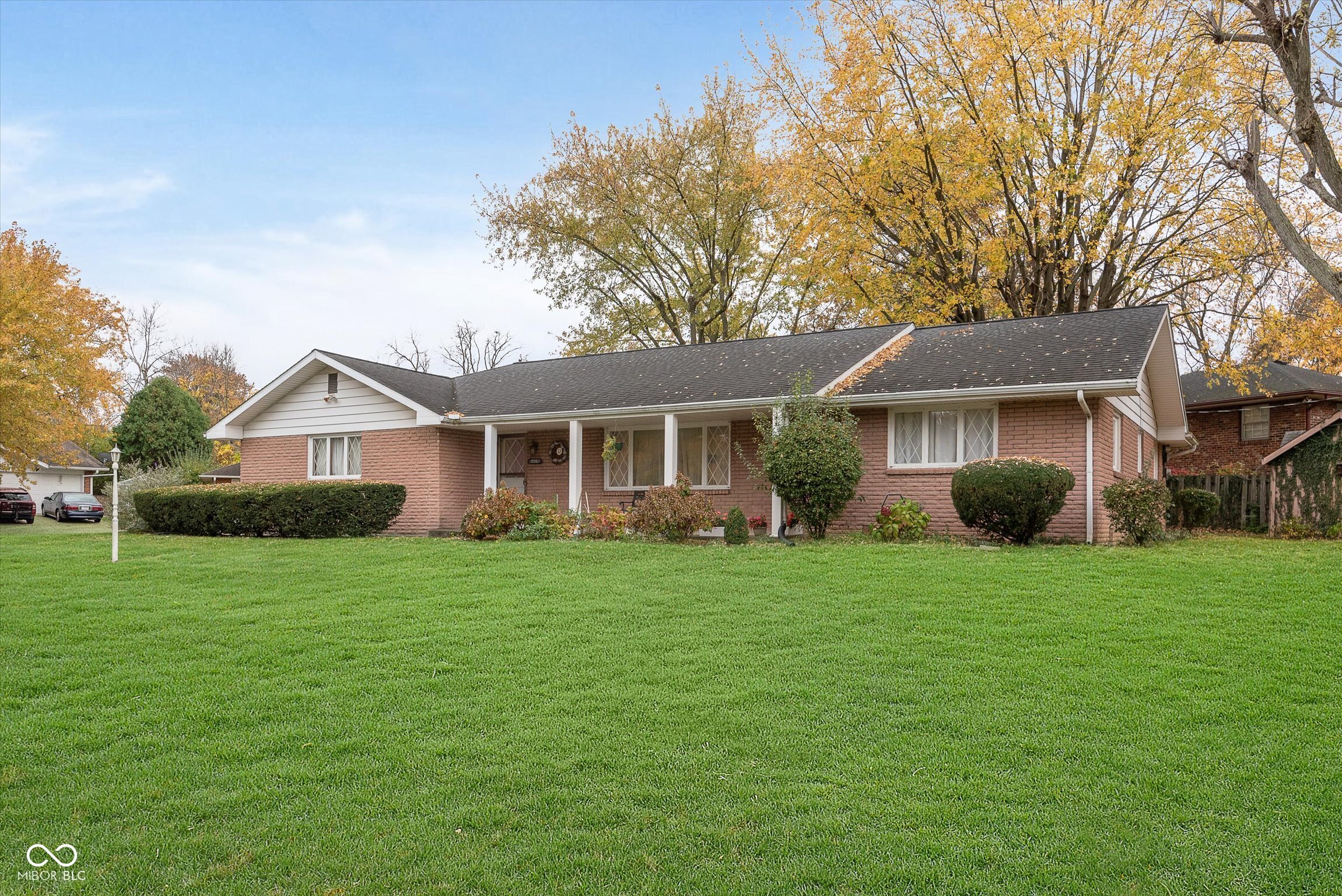 1401 North Briar Road Muncie, IN 47304 - Photo 3 of 25