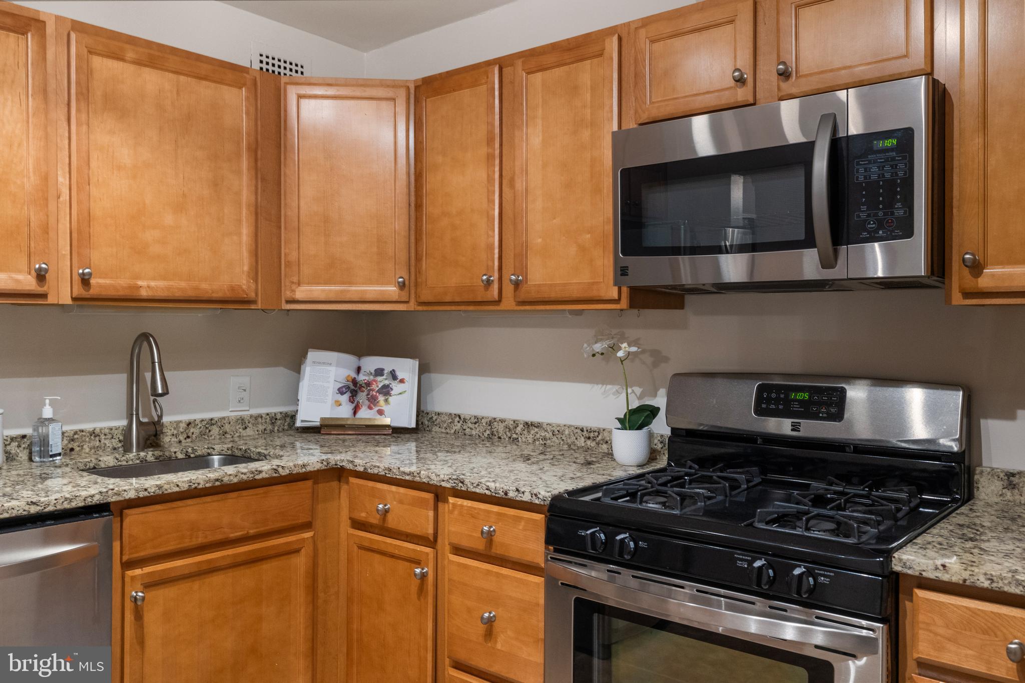 5101 River Road, Unit 207 Bethesda, MD 20816 - Photo 22 of 38 Gallery Image 22