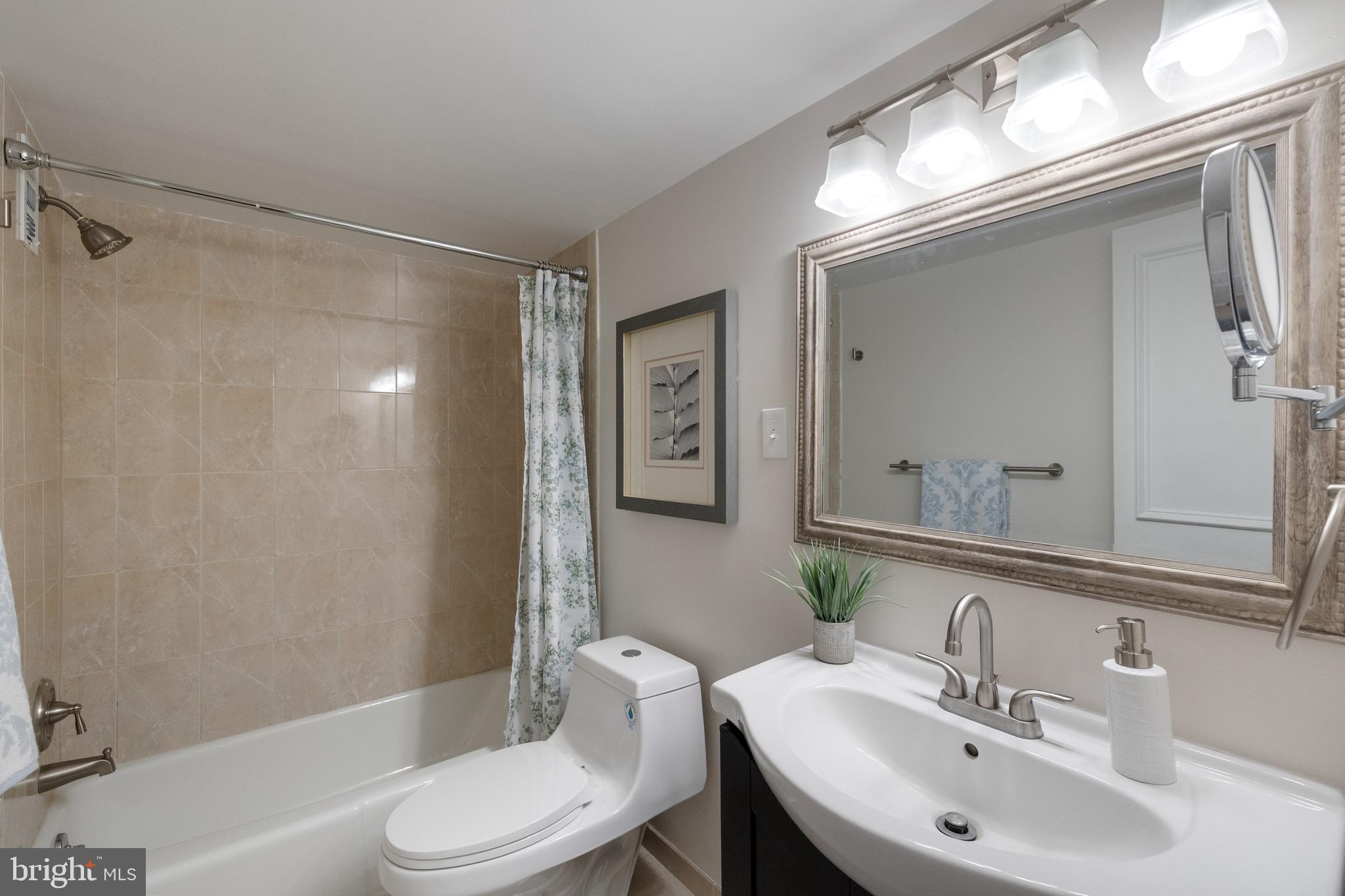 5101 River Road, Unit 207 Bethesda, MD 20816 - Photo 23 of 38 Gallery Image 23