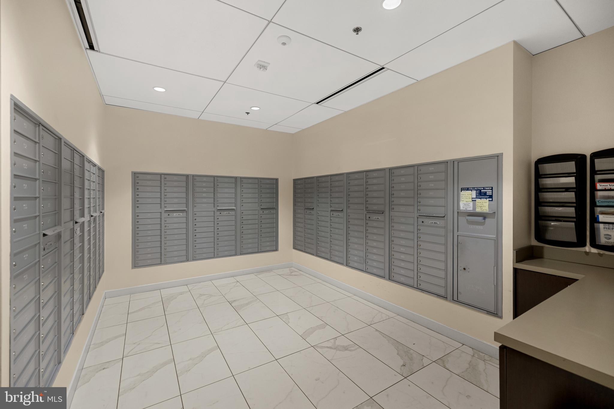 5101 River Road, Unit 207 Bethesda, MD 20816 - Photo 5 of 38 Gallery Image 5