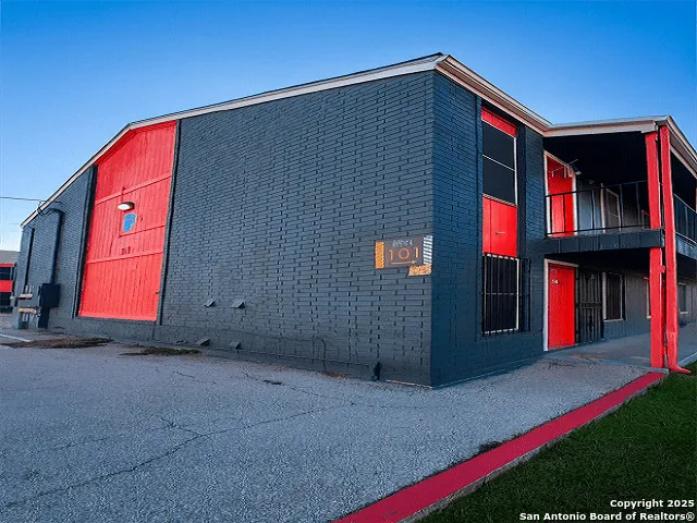 $890 | 515 Humble Avenue, Unit 106, San Antonio, TX 78225