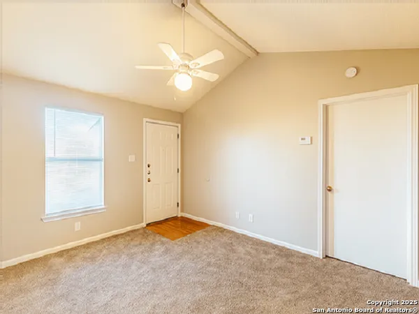 $700 | 515 Humble Avenue, Unit 106, San Antonio, TX 78225