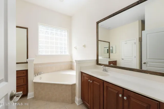 $629,900 | 7882 Blackstone River Drive East, Jacksonville, FL 32256