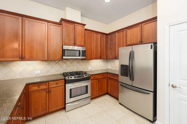 $629,900 | 7882 Blackstone River Drive East, Jacksonville, FL 32256