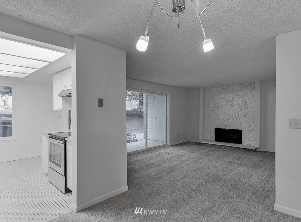 17514 151st Avenue Southeast, Unit 16 Renton, WA 98058 - Photo 2 of 20 Gallery Image 2