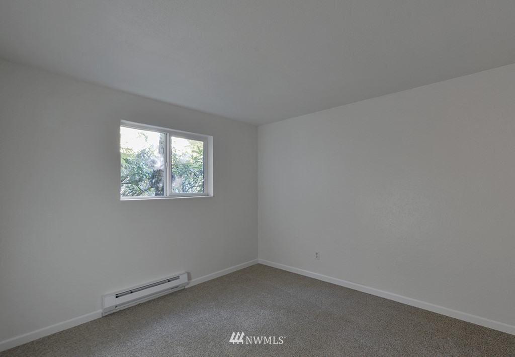 17514 151st Avenue Southeast, Unit 16 Renton, WA 98058 - Photo 10 of 20 Gallery Image 10