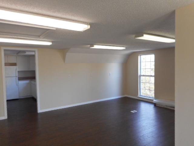 416 Meldau Road Seneca, SC 29678 - Photo 4 of 14 Gallery Image 4