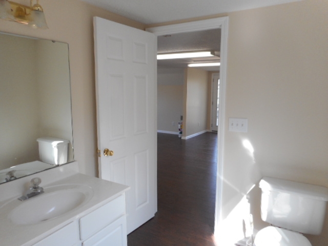 416 Meldau Road Seneca, SC 29678 - Photo 9 of 14 Gallery Image 9