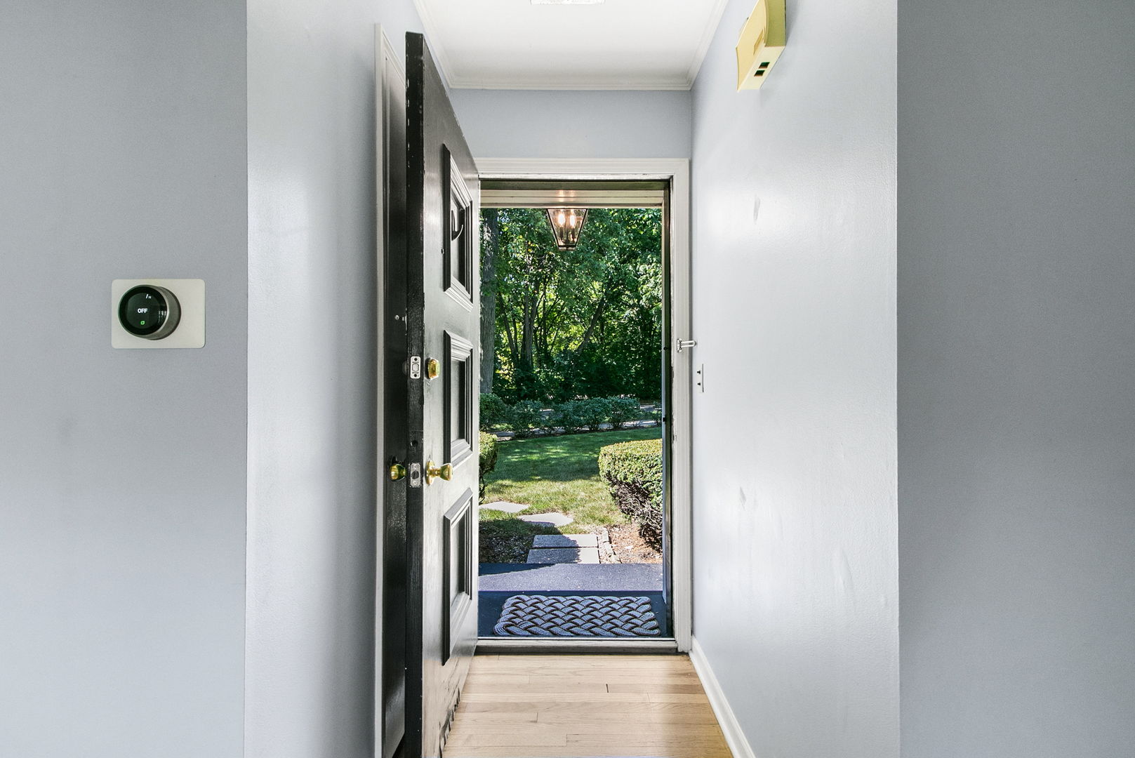 381 Wilson Street Winnetka, IL 60093 - Photo 3 of 28 a view of car door