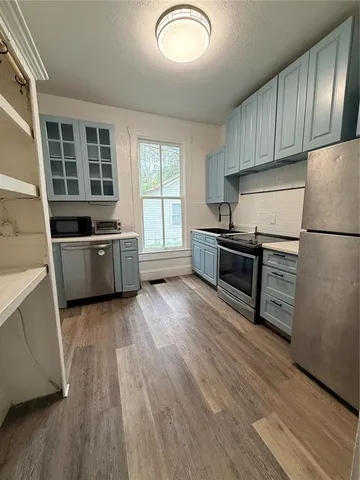 $1,700 | 814 East Indiana Avenue, Deland, FL 32724