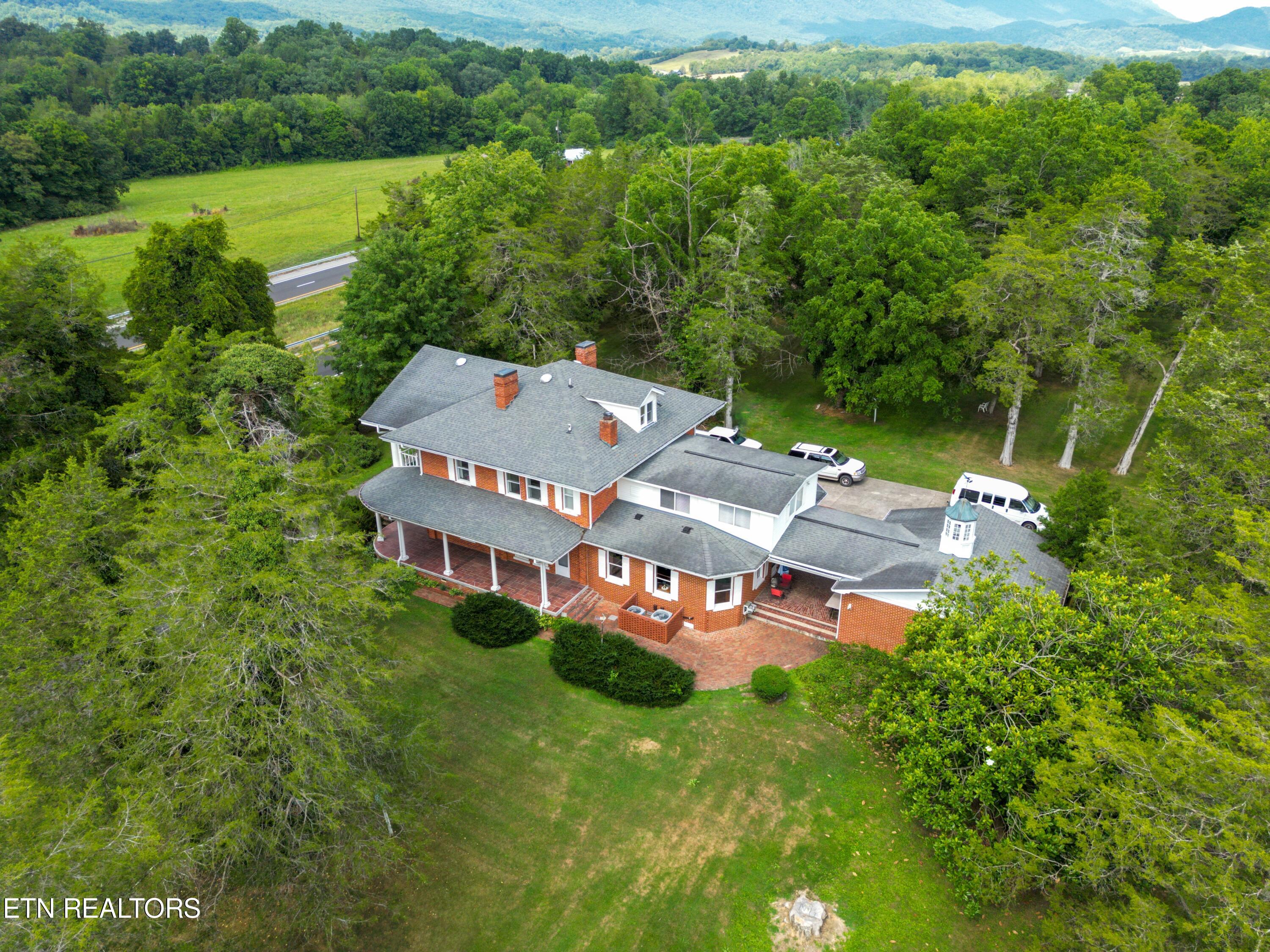 7414 Wilderness Road Ewing, VA 24248 - Photo 4 of 60 Monte Vista-5