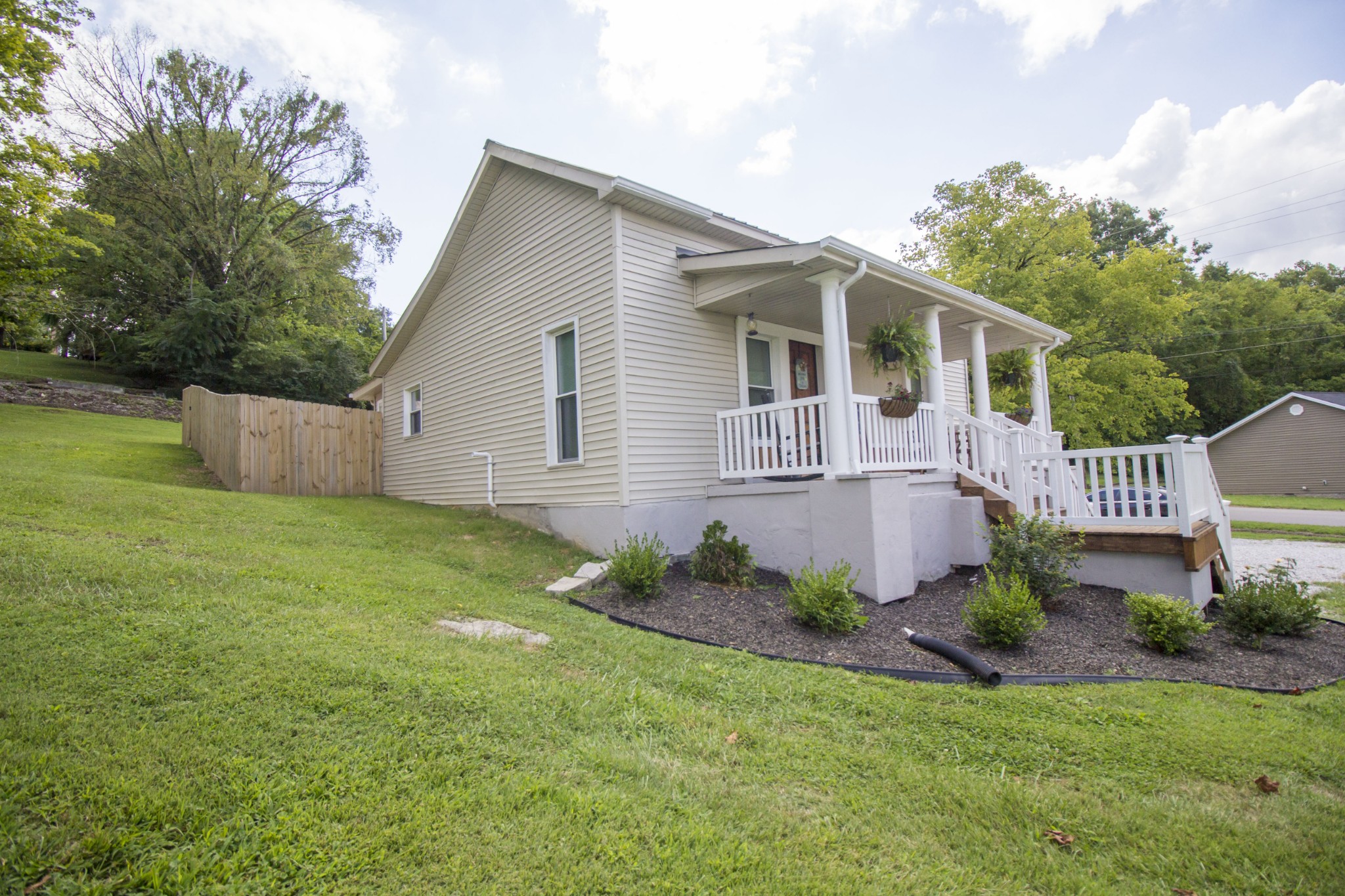 102 Read Avenue Carthage, TN 37030 - Photo 3 of 29 Gallery Image 3