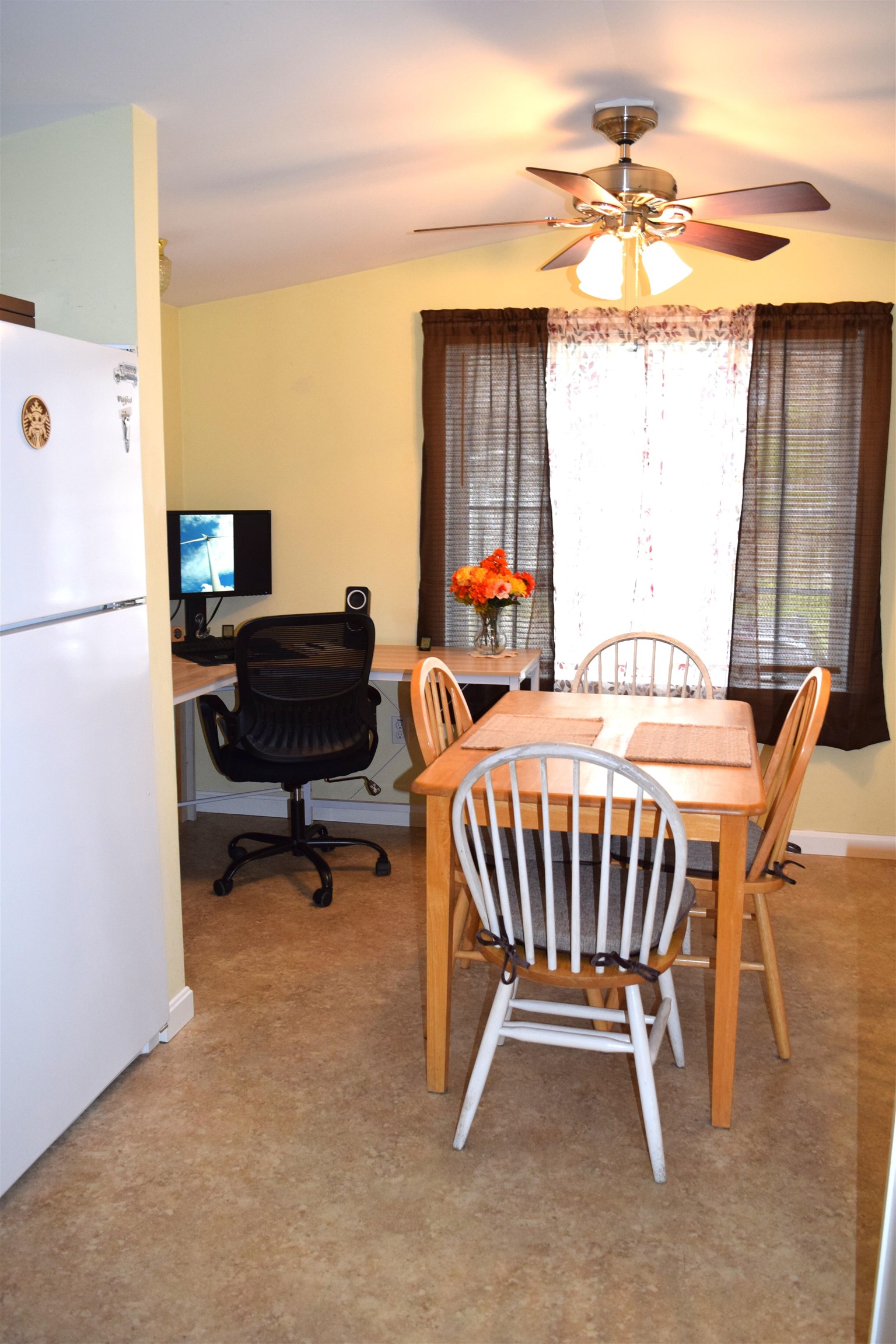24 3rd Street Bethlehem, NH 03574 - Photo 9 of 33