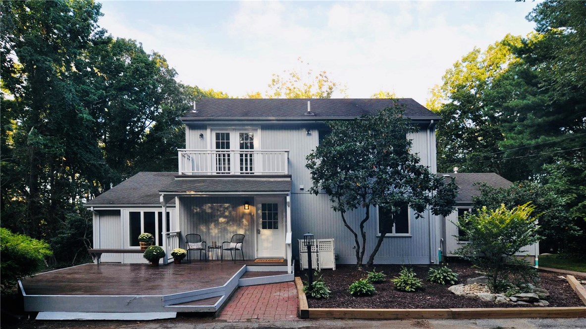 228 Harris Road Smithfield, RI 02917 - Photo 1 of 19 Exterior front