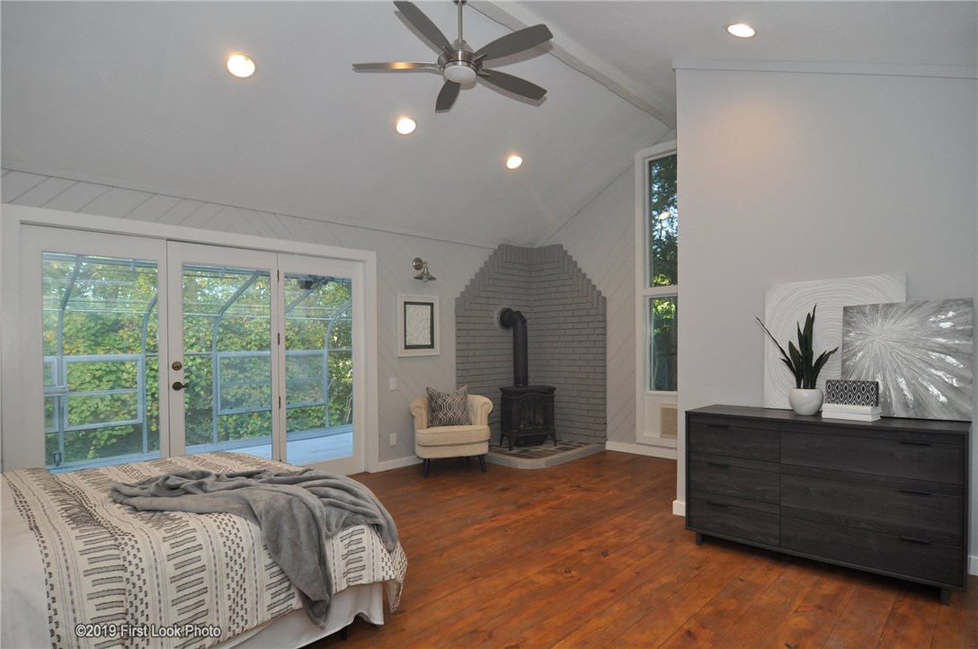 228 Harris Road Smithfield, RI 02917 - Photo 8 of 19 1st floor master bedroom