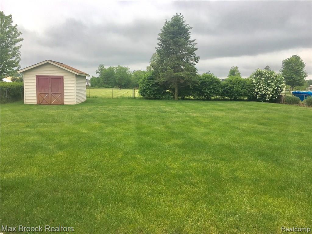 3175 West Maple Road Wixom, MI 48393 - Photo 21 of 22 Photo May 25, 8 06 22 PM.jpg