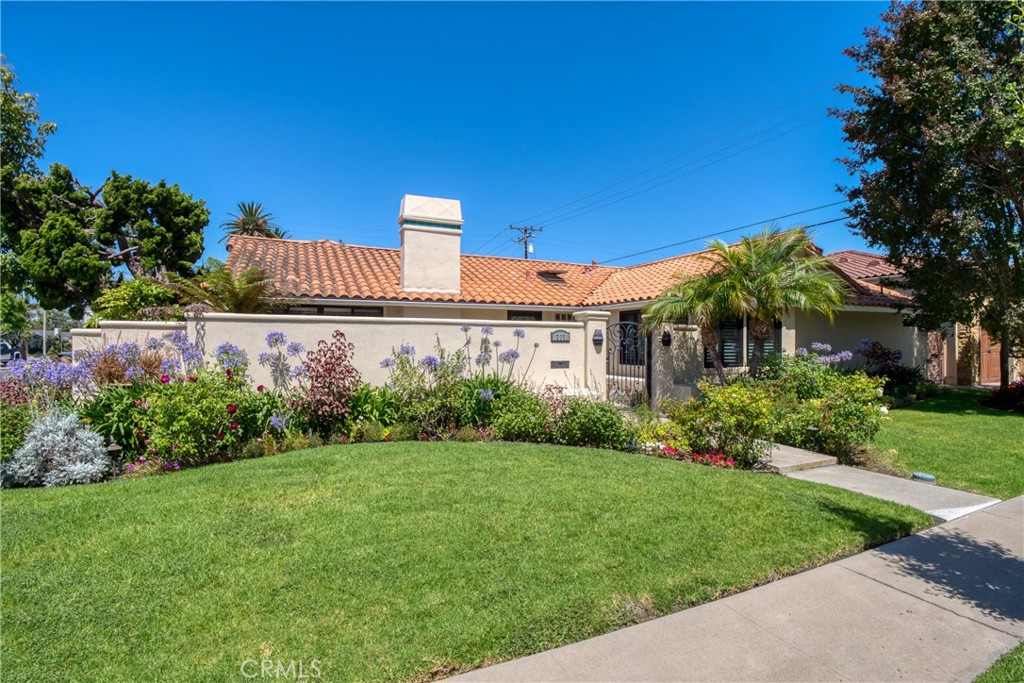 12051 Old Mill Road Los Alamitos, CA 90720 - Photo 2 of 50