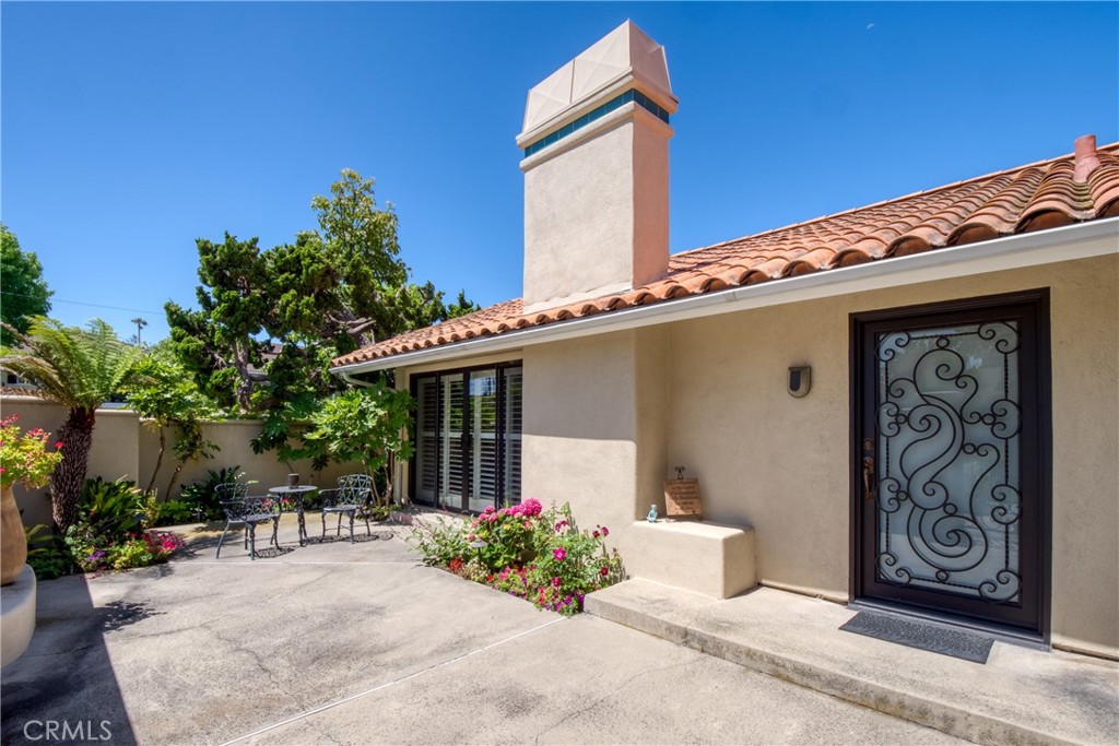 12051 Old Mill Road Los Alamitos, CA 90720 - Photo 4 of 50