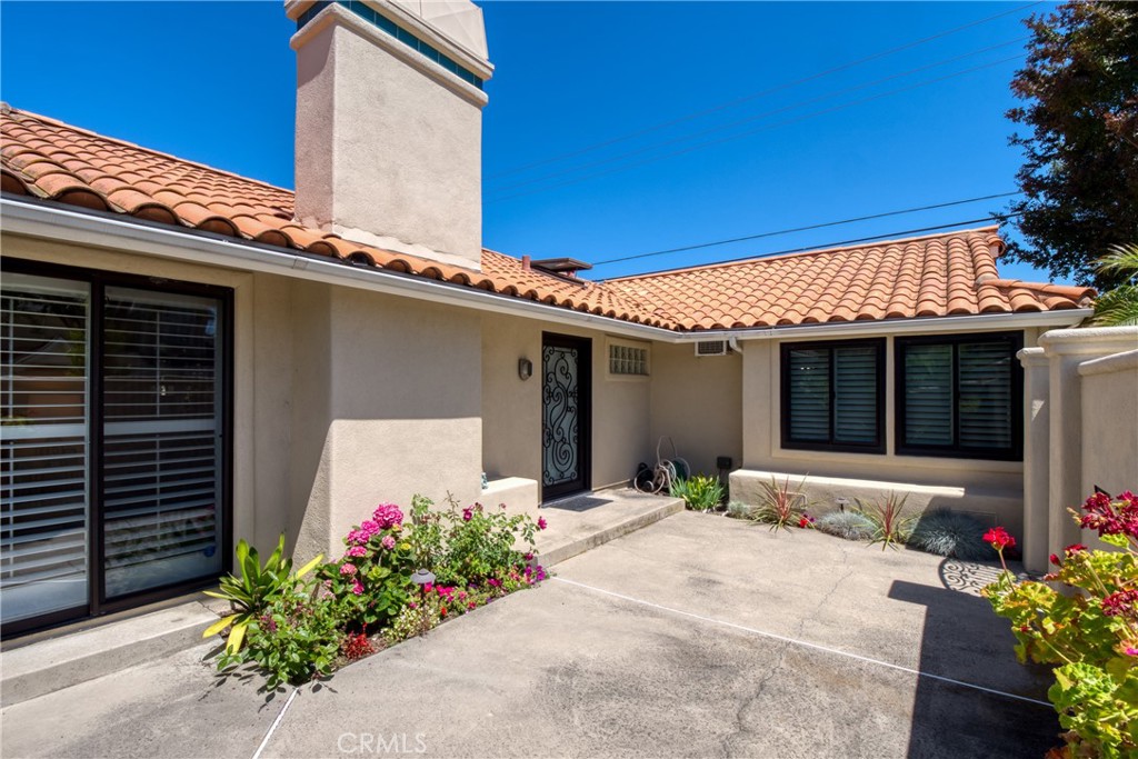 12051 Old Mill Road Los Alamitos, CA 90720 - Photo 5 of 50