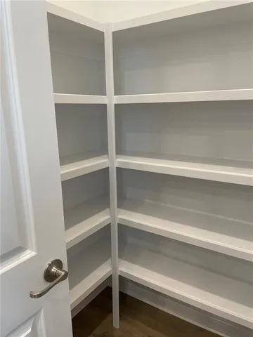 $3,600 | 2413 Ezzell Court, Sarasota, FL 34237