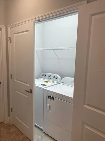 $3,600 | 2413 Ezzell Court, Sarasota, FL 34237