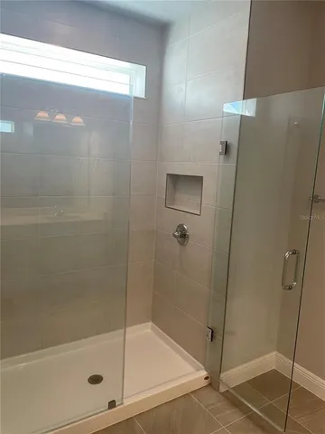 $3,600 | 2413 Ezzell Court, Sarasota, FL 34237