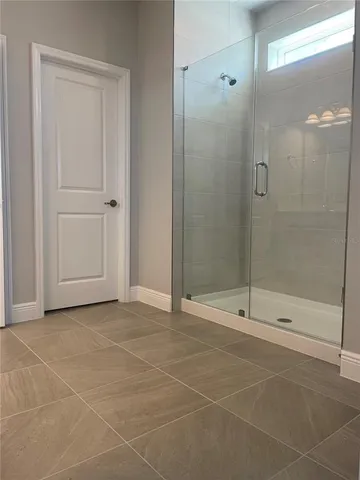 $3,600 | 2413 Ezzell Court, Sarasota, FL 34237