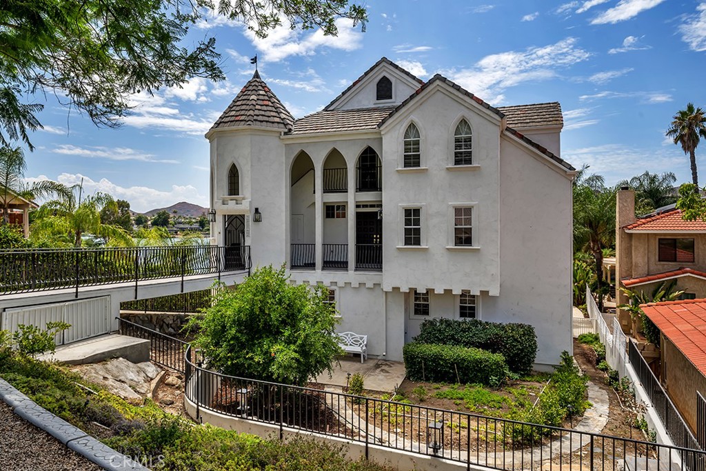 30062 Big Range Road Canyon Lake, CA 92587 - Photo 1 of 18