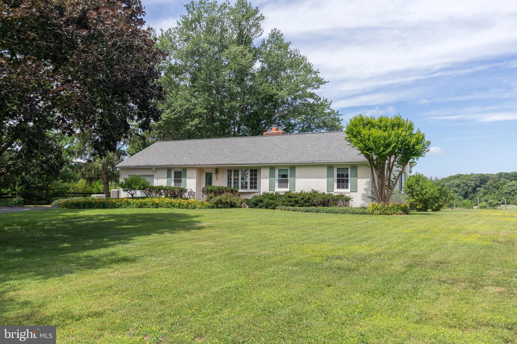 22520 Peach Tree Road Boyds, MD 20841 - Photo 3 of 50 Nice, flat one acre yard