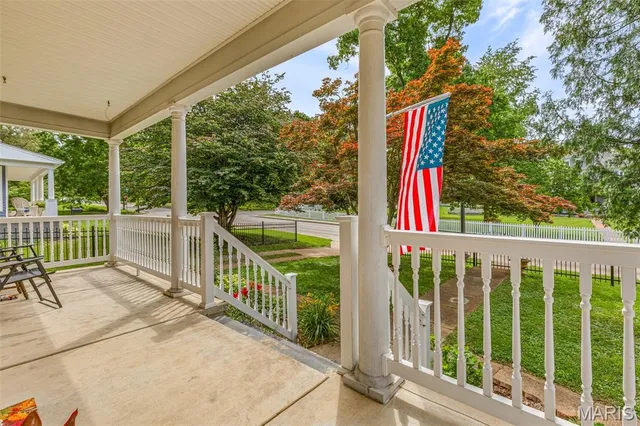 $240,000 | 805 West Columbia Street, Farmington, MO 63640