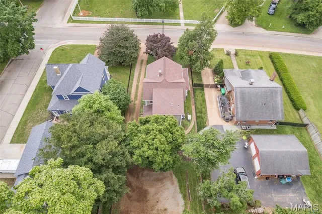 $240,000 | 805 West Columbia Street, Farmington, MO 63640